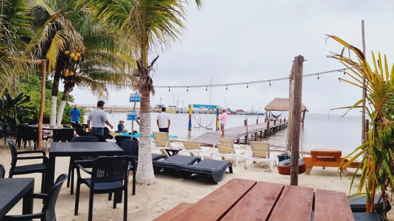 Hotel Machos Mahahual 3*,