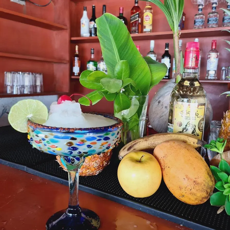 Hotel Machos Mahahual 3*,  México